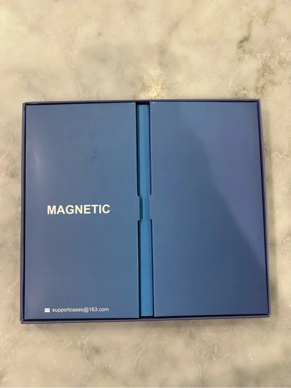 Magnetic White/Clear Phone Case - 15 Pro Max